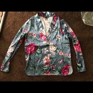 Victoria Secrets Satin Flower long Sleeve (XS,S,L)